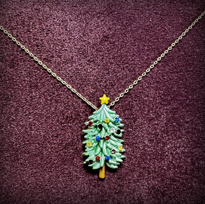 christmas-tree-jewelled-pendant-necklace-alexander-thurlow-ath1008-3