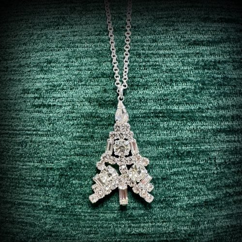 diamonte-chirstmas-tree-necklace-on-velvet-1-ath956-alexander-thurlow.jpg
