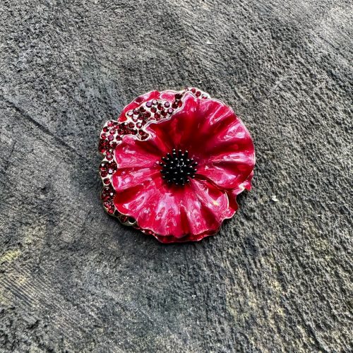 poppy-red-flower-brooch-with-crystals-alexander-thurlow-ath1009-on-wood