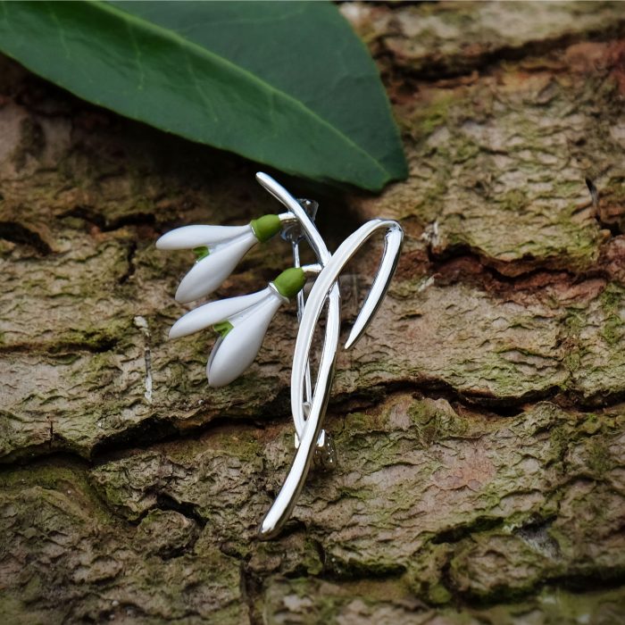 Snowdrop flower brooch on bark ATH351